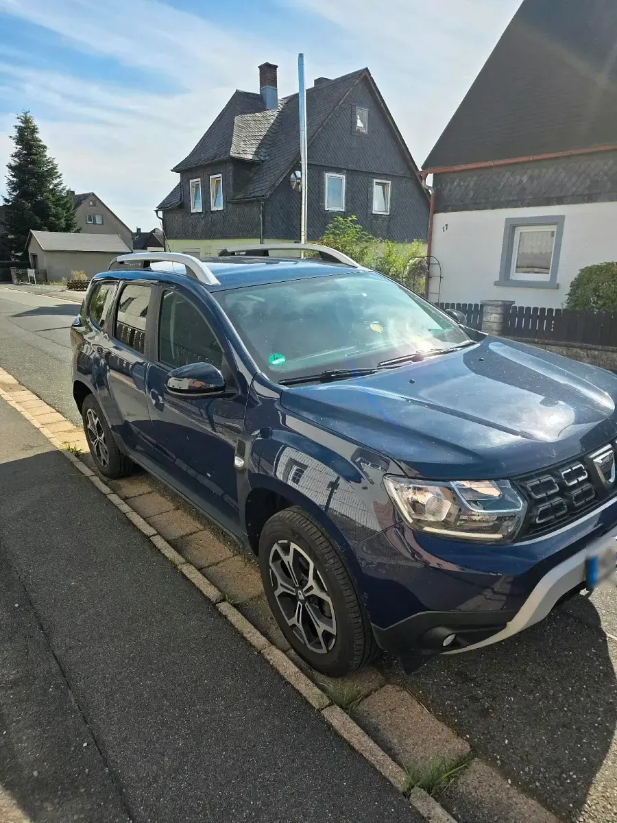 Gebraucht Dacia Duster Celebration 150 PS (110 kW) 2020 Blau SUV