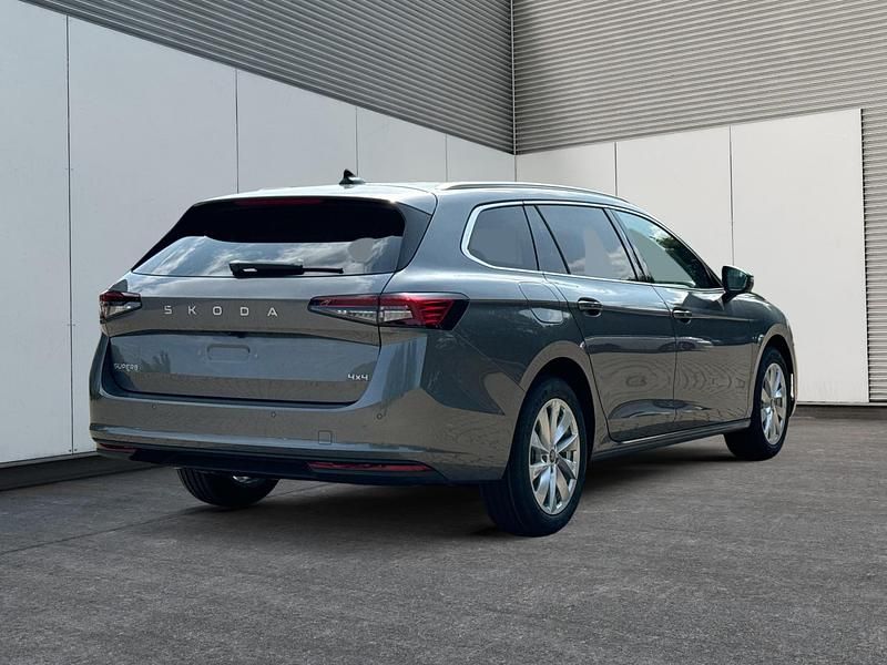 Neu Skoda Superb Selection 193 PS (141 kW) 2025 Kombi