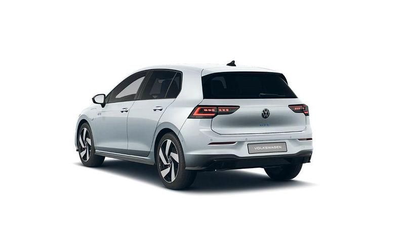 Neu VW Golf VIII GTE 272 PS (200 kW) 2026 Silber Limousine