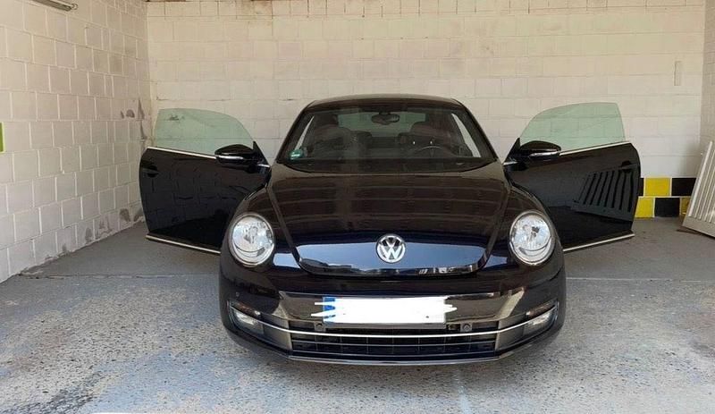 Gebraucht VW Beetle Design 105 PS (77 kW) 2012 Schwarz Kleinwagen