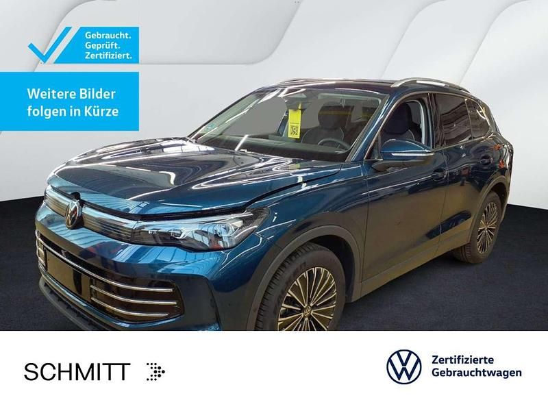 Nightshade blue metallic Gebraucht 2024 VW Tiguan Elegance SUV | 36.849 € (Fairer Preis) - Bild 1/3