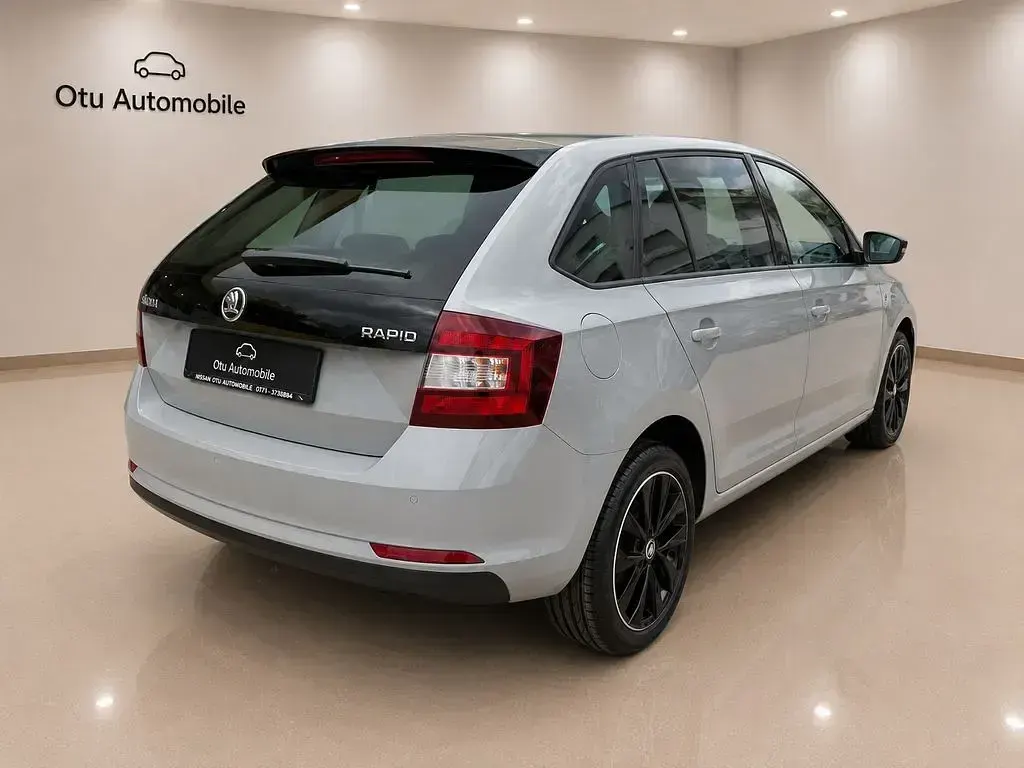Gebraucht Skoda Rapid Monte Carlo 110 PS (80 kW) 2017 Grau Kleinwagen
