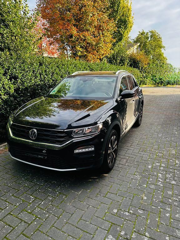 Schwarz Gebraucht 2020 VW T-Roc Style SUV | 19.999 € (Guter Preis) - Bild 1/4