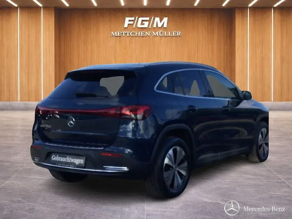 Gebraucht Mercedes EQA250 Progressive 139 kW (190 PS) 2023 Denimblau SUV