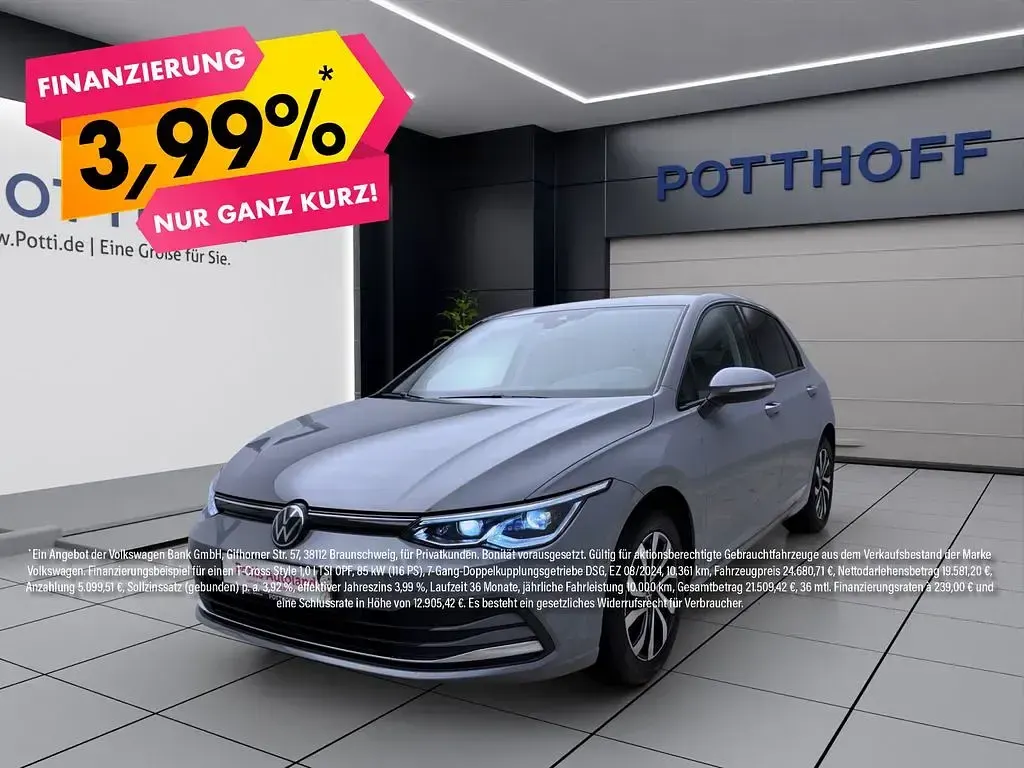 Używany VW Golf VIII Active 150 KM (110 kW) 2023 Sedan/Limuzyna
