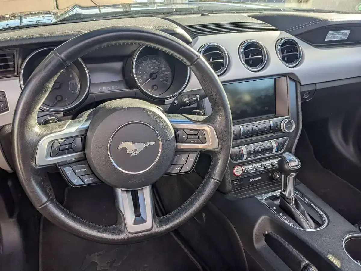 Gebraucht Ford Mustang GT 421 PS (309 kW) 2016 Grau Cabrio