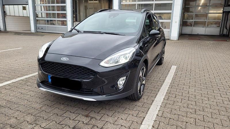 Schwarz Gebraucht 2020 Ford Fiesta Active X Kleinwagen | 16.000 € (Fairer Preis) - Bild 1/4