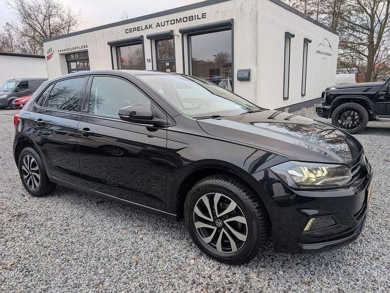 Gebraucht VW Polo Active 95 PS (69 kW) 2021 Schwarz Limousine