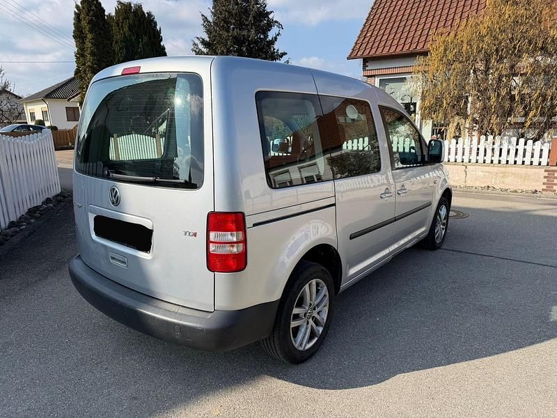 Gebraucht VW Caddy 105 PS (77 kW) 2012 Silber Van / Kleinbus