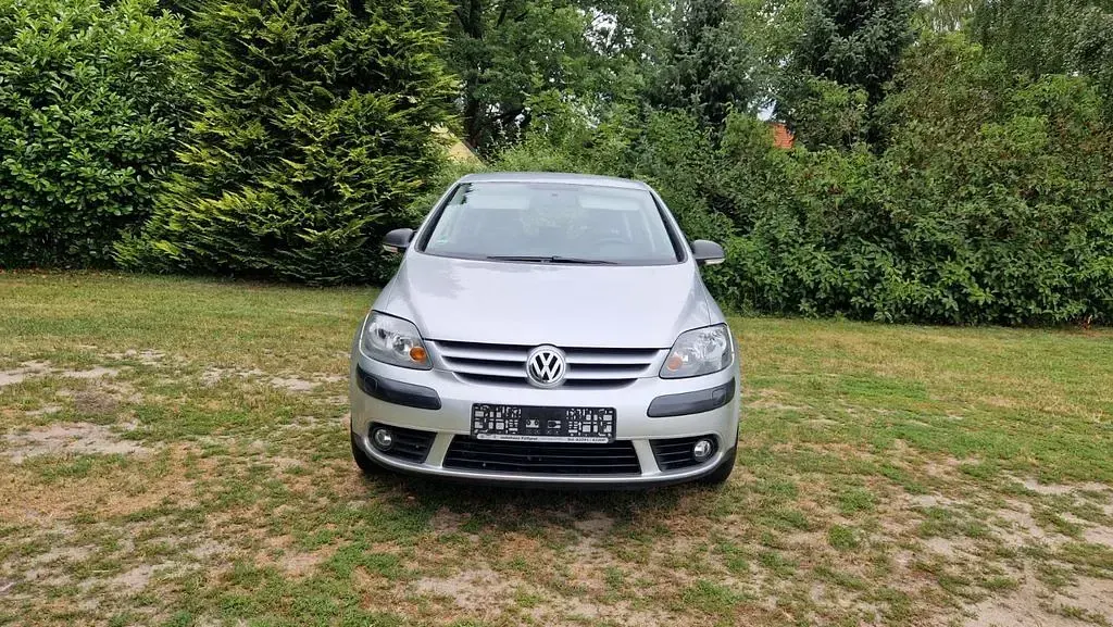 Gebraucht VW Golf Plus Cross Trendline 80 PS (58 kW) 2007 Silber Limousine