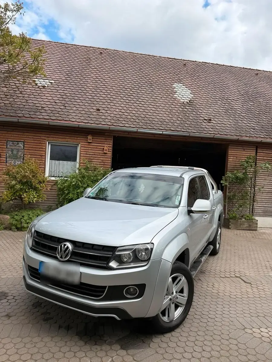 Używany VW Amarok 200 KM (147 kW) 2011 Srebrny Pickup