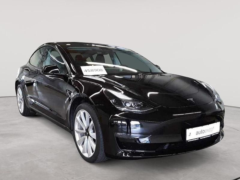 Solid black Gebraucht 2023 Tesla Model 3 Limousine | 30.790 € (Fairer Preis) - Bild 1/4