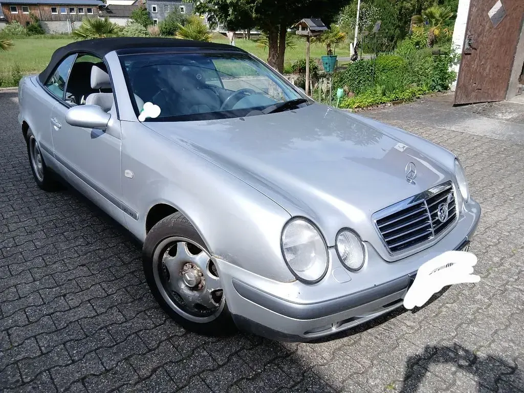 Gebraucht Mercedes CLK320 218 PS (160 kW) 1998 Silber Coupé