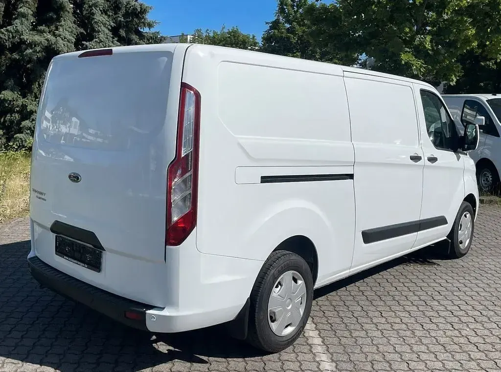 Gebraucht Ford Transit Custom 105 PS (77 kW) 2022 Weiß Van / Kleinbus