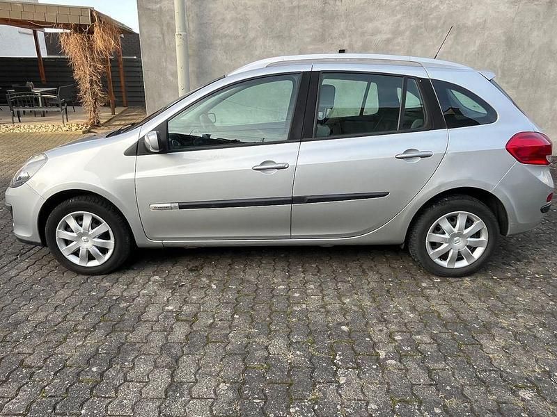 Gebraucht Renault Clio II Rip Curl 101 PS (74 kW) 2009 Grau Limousine