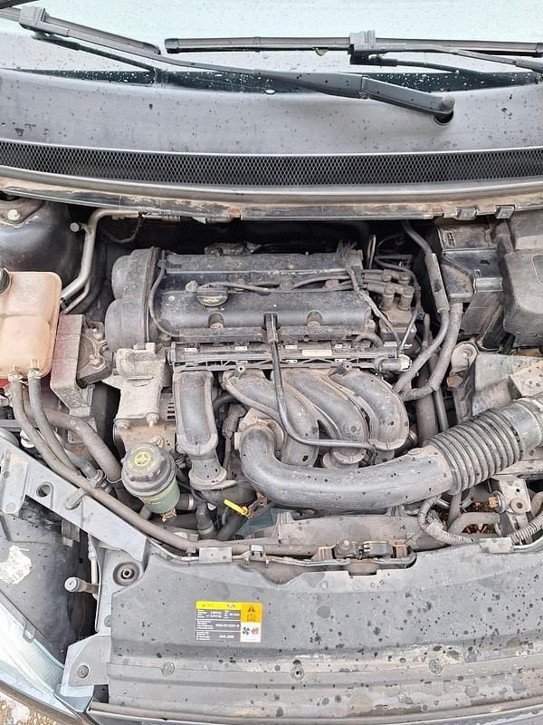 Gebraucht Ford Focus 101 PS (74 kW) 2006 Grau Kombi