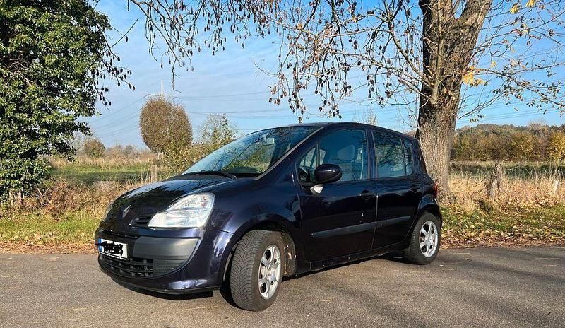 Schwarz Gebraucht 2010 Renault Modus Dynamique Van / Kleinbus | 990 € (Guter Preis) - Bild 1/4