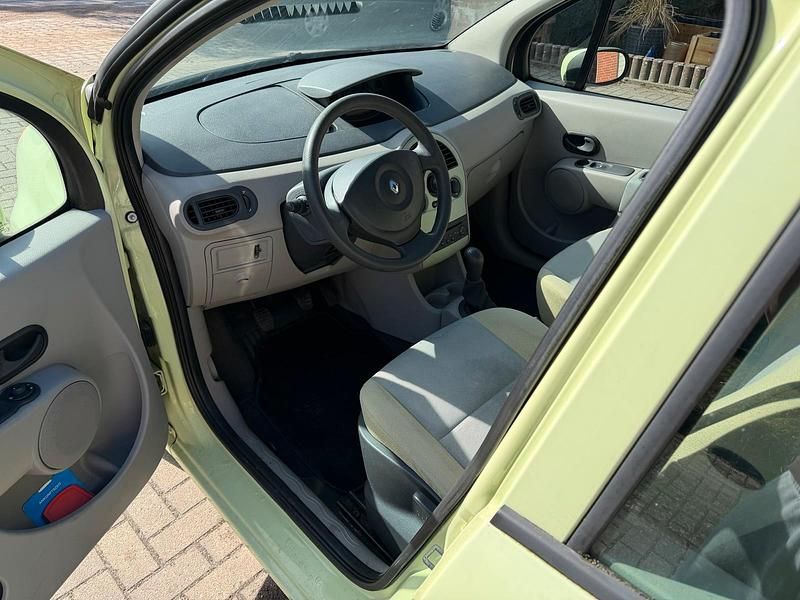 Gebraucht Renault Modus 75 PS (55 kW) 2006 Gelb Van / Kleinbus