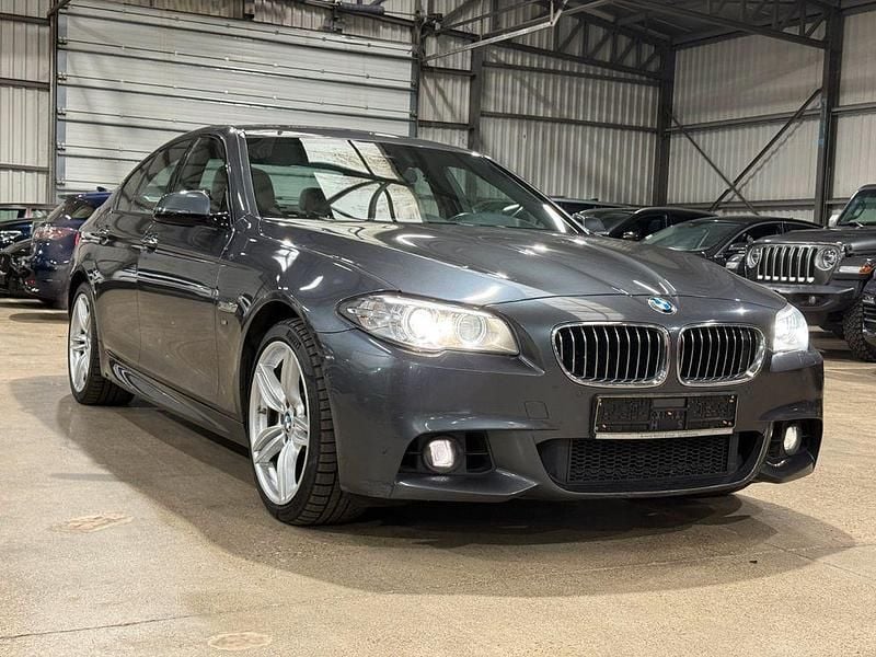 Gebraucht BMW 550 Performance 449 PS (330 kW) 2015 Grau Limousine