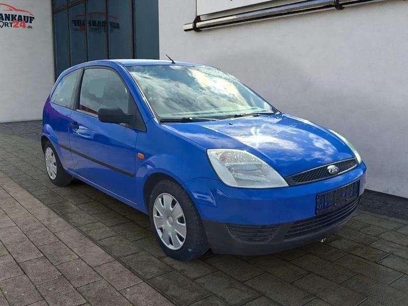 Gebraucht Ford Fiesta Ambiente 60 PS (44 kW) 2003 Azorenblau Kleinwagen