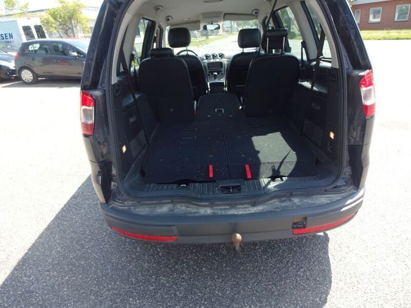 Gebraucht Ford Galaxy Trend 163 PS (119 kW) 2012 Schwarz Van / Kleinbus