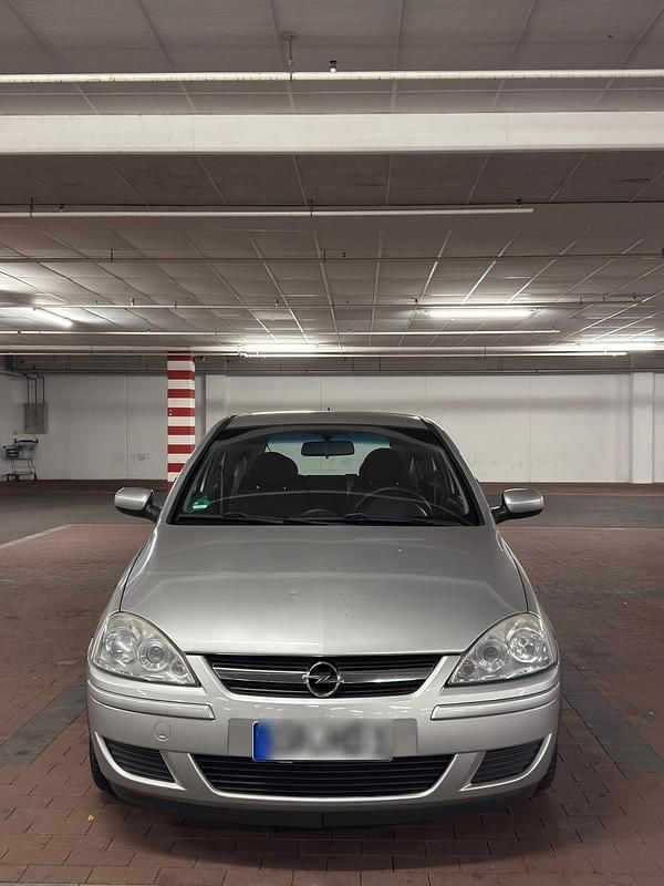 Silber Gebraucht 2006 Opel Corsa Sport Kleinwagen | 1.150 € (Guter Preis) - Bild 1/4