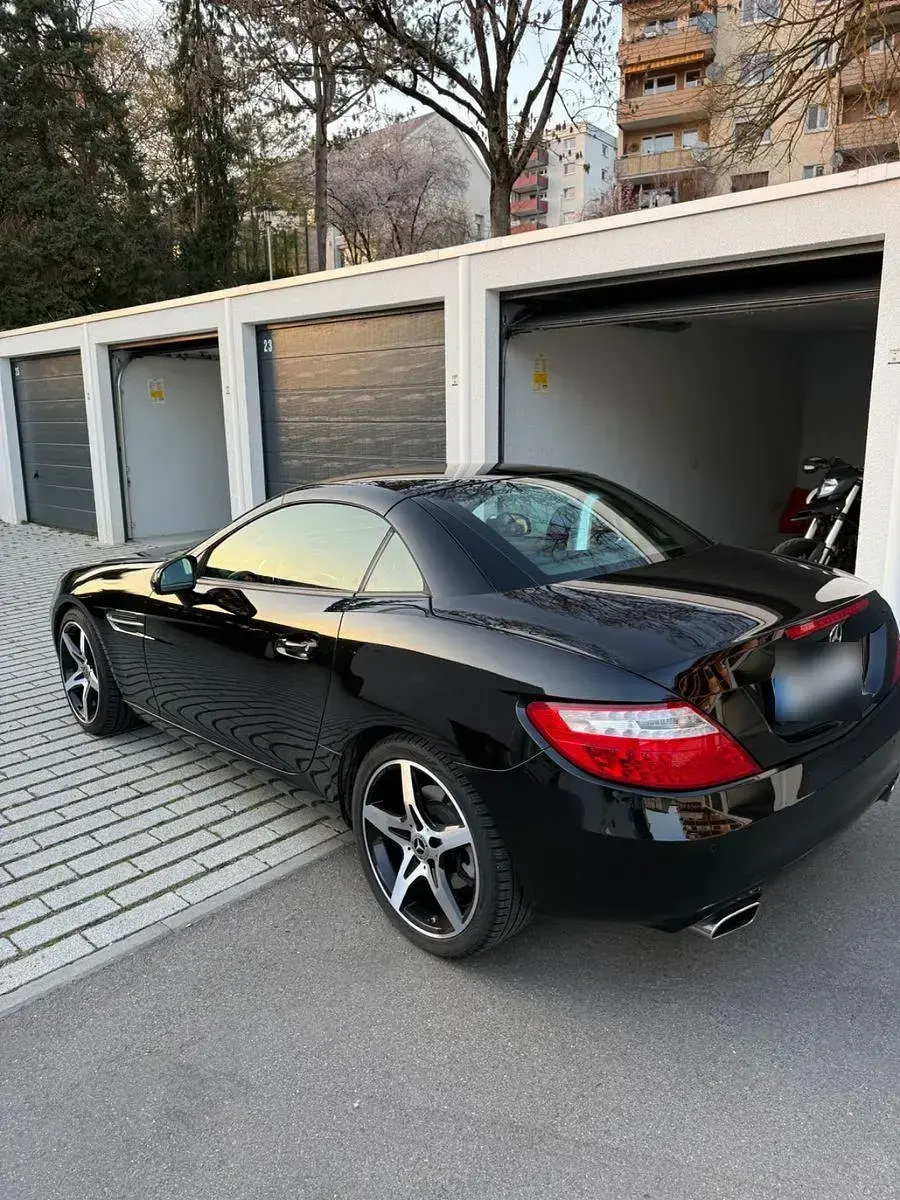 Gebraucht Mercedes SLK200 184 PS (135 kW) 2011 Schwarz Cabrio