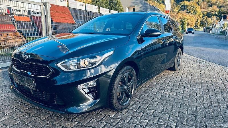 Schwarz Gebraucht 2019 Kia Ceed Turbo Limousine | 10.900 € (Superpreis) - Bild 1/4