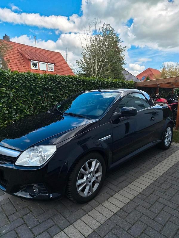 Gebraucht Opel Tigra 90 PS (66 kW) 2006 Schwarz Cabrio