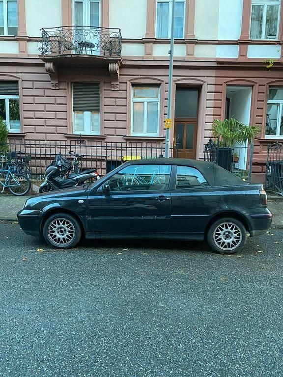 Gebraucht VW Golf Cabriolet Conceptline 116 PS (85 kW) 1999 Schwarz Cabrio