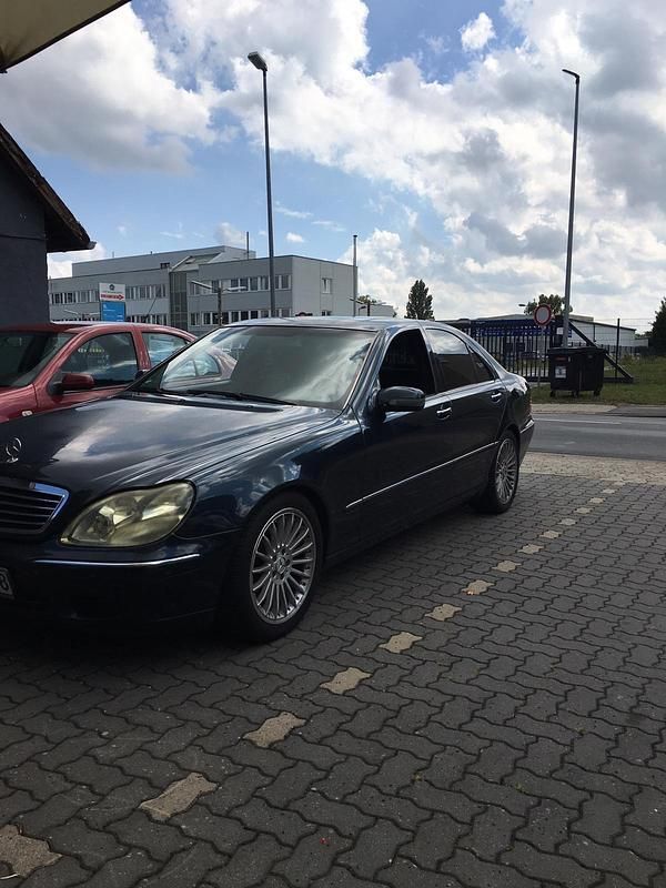 Blau Gebraucht 2003 Mercedes S320 Limousine | 2.750 € (Fairer Preis) - Bild 1/4