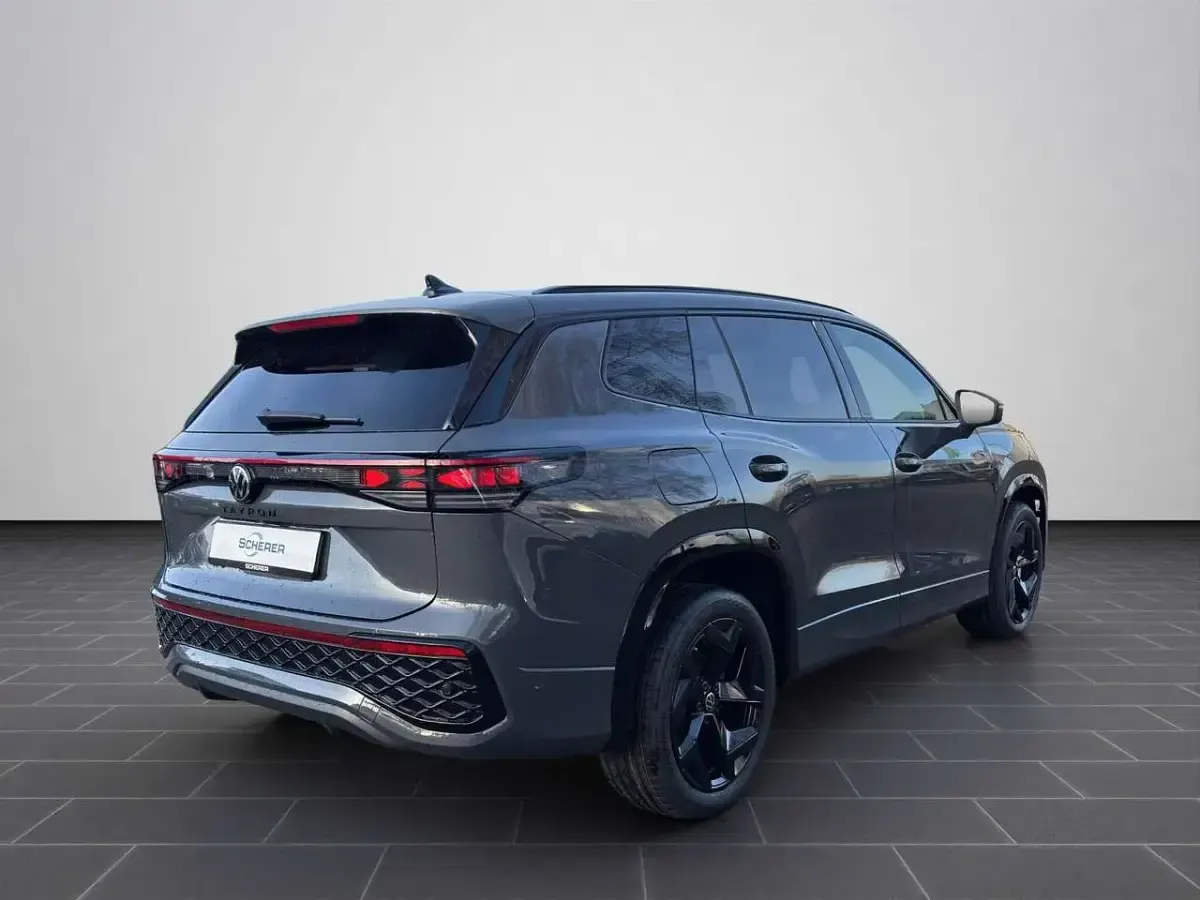 Gebraucht VW Tayron R-line 193 PS (141 kW) 1990 Delfingrau metallic SUV