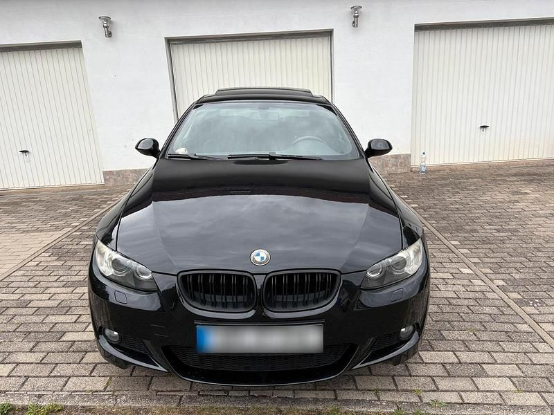 Gebraucht BMW 320 M Sport 170 PS (125 kW) 2007 Schwarz Coupé