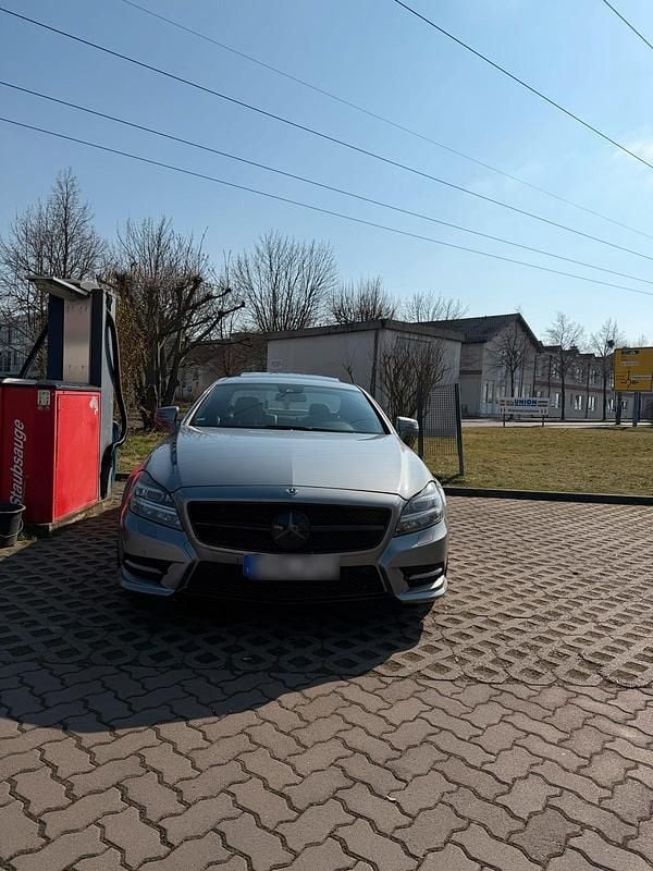 Gebraucht Mercedes CLS500 408 PS (300 kW) 2011 Grau Limousine