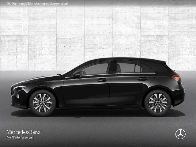Gebraucht Mercedes A200 150 PS (110 kW) 2024 Schwarz Limousine