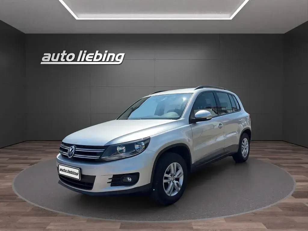 Gebraucht VW Tiguan Trendline 122 PS (89 kW) 2013 Silber SUV