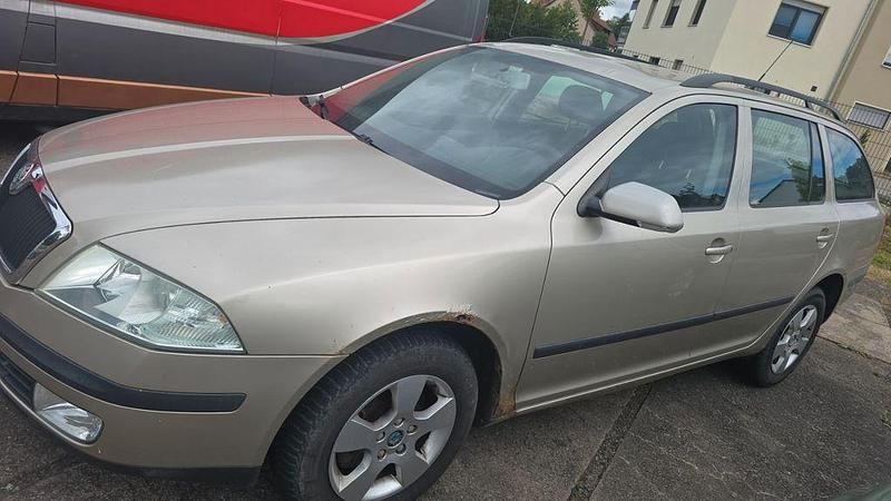 Grau Gebraucht 2006 Skoda Octavia RS Limousine | 1.200 € (Superpreis) - Bild 1/4
