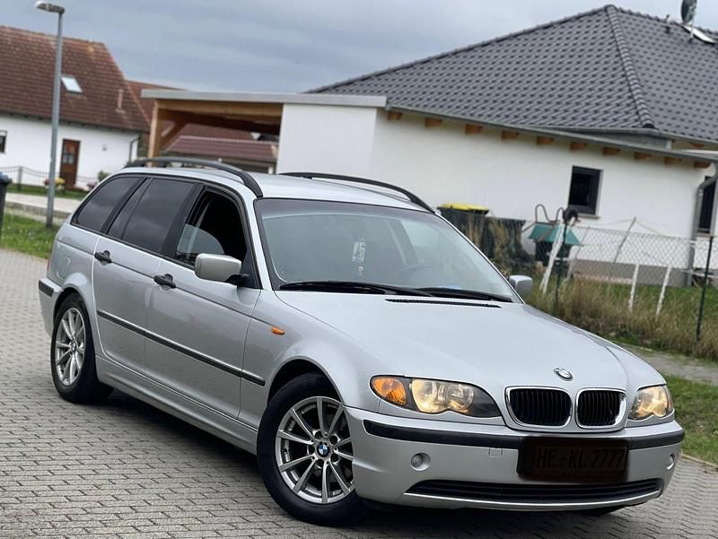 Silber Gebraucht 2004 BMW 320 Kombi | 1.870 € (Superpreis) - Bild 1/4
