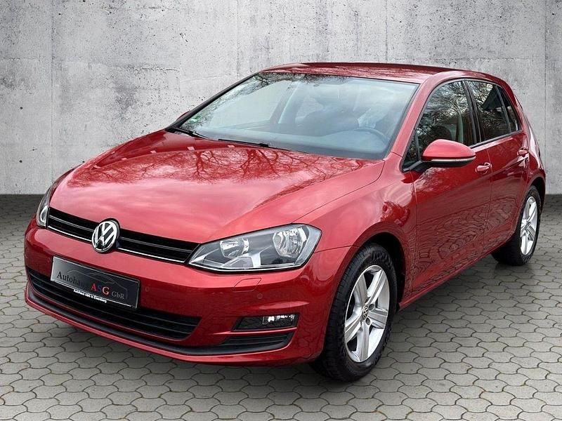 Gebraucht VW Golf VII Comfortline 122 PS (89 kW) 2013 Rot Limousine