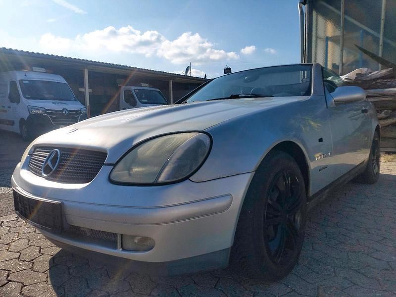 Blau Gebraucht 1997 Mercedes SLK200 Cabrio | 999 € (Fairer Preis) - Bild 1/4