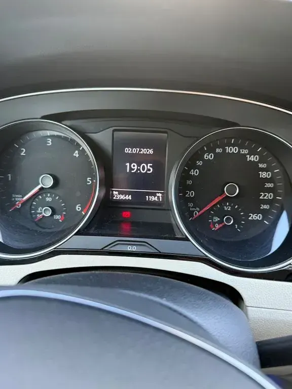 Gebraucht VW Passat Comfortline 190 PS (139 kW) 2018 Limousine