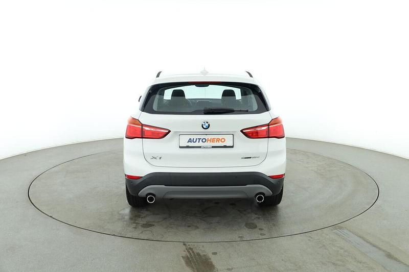 Gebraucht BMW X1 Advantage 2019 Weiß SUV