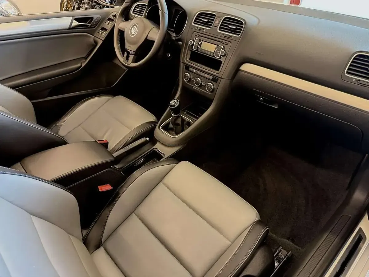 Gebraucht VW Golf Cabriolet Exclusive 122 PS (89 kW) 2013 Weiß Cabrio
