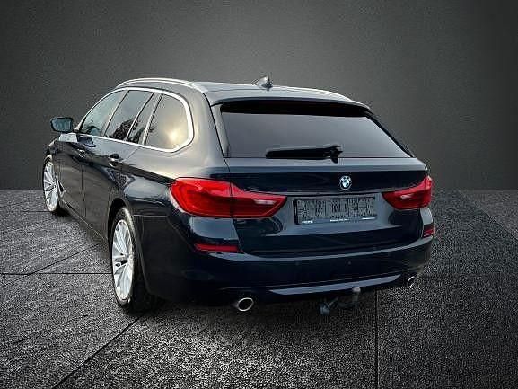 Gebraucht BMW 520 190 PS (139 kW) 2018 Blau Limousine