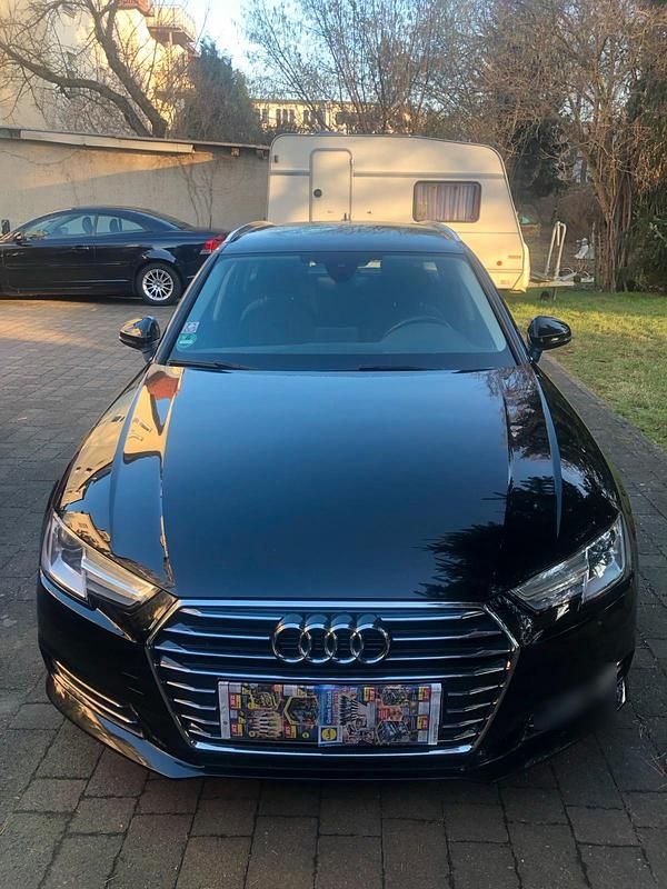 Schwarz Gebraucht 2016 Audi A4 Design Kombi | 15.300 € (Fairer Preis) - Bild 1/4