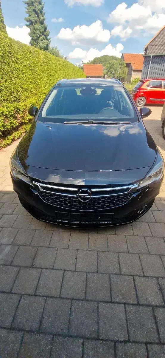 Gebraucht Opel Astra Business 125 PS (91 kW) 2018 Schwarz Limousine