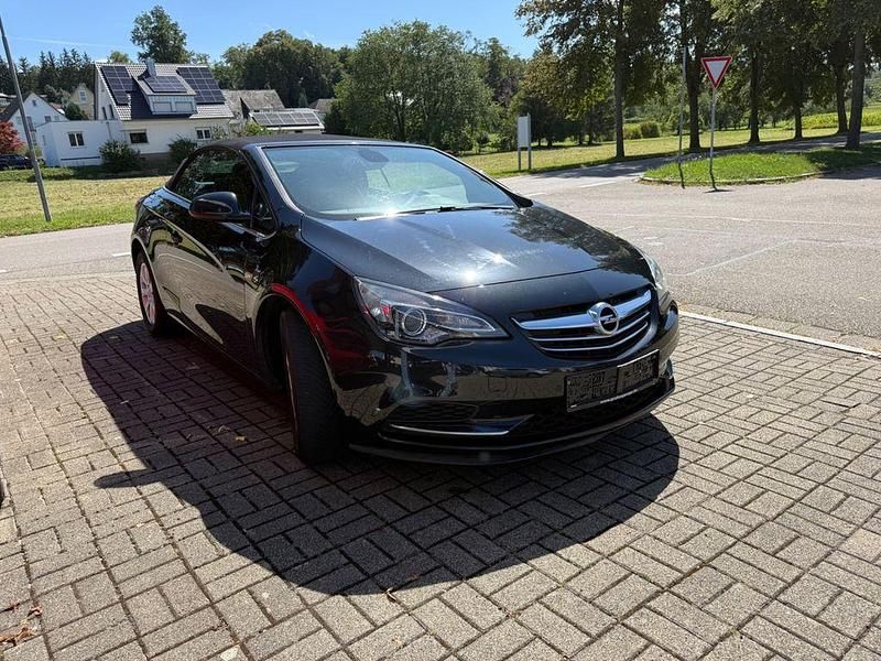 Schwarz Gebraucht 2014 Opel Cascada Edition Cabrio | 10.800 € (Fairer Preis) - Bild 1/4