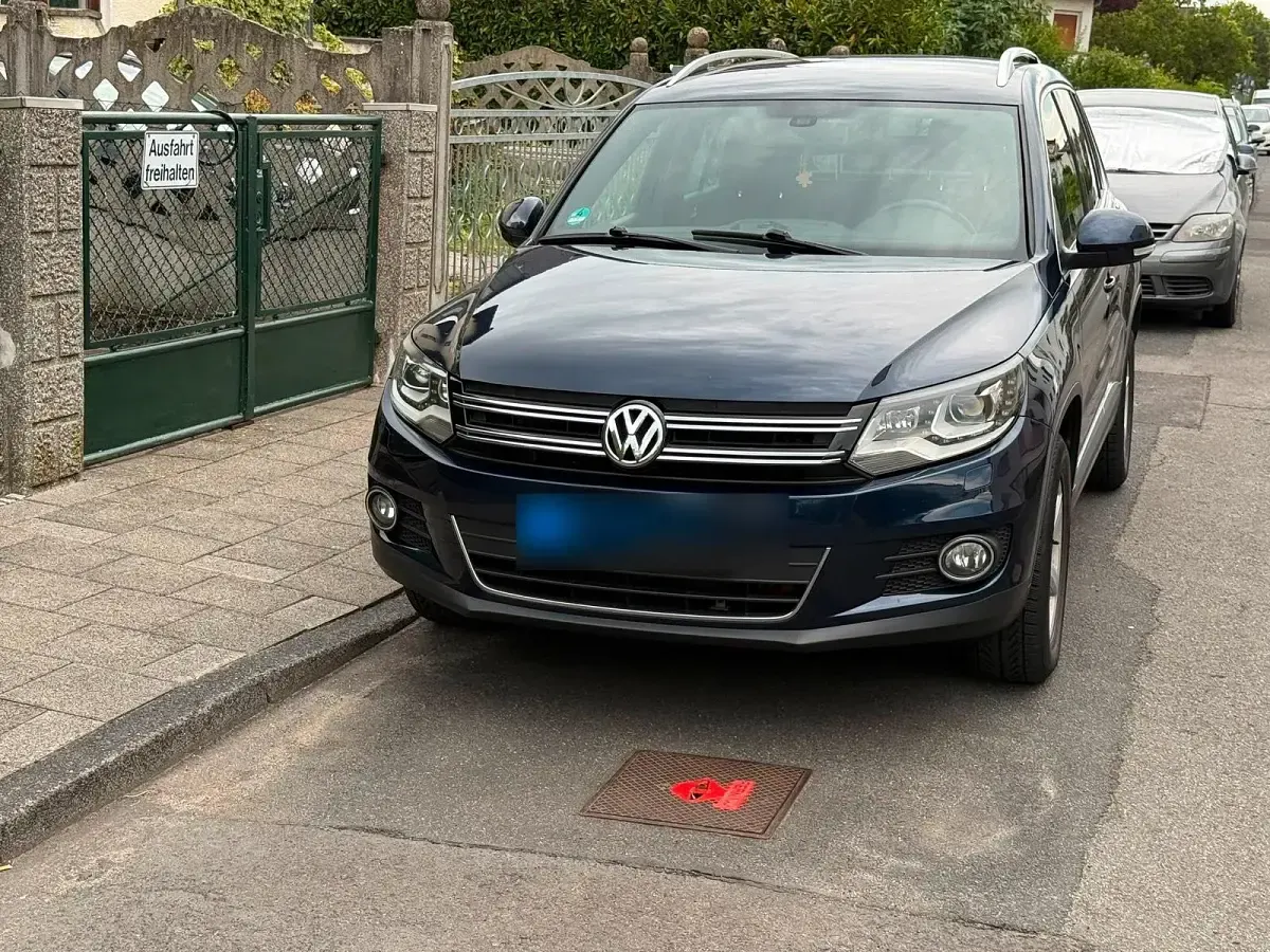Gebraucht VW Tiguan Sportline 140 PS (102 kW) 2013 Blau SUV