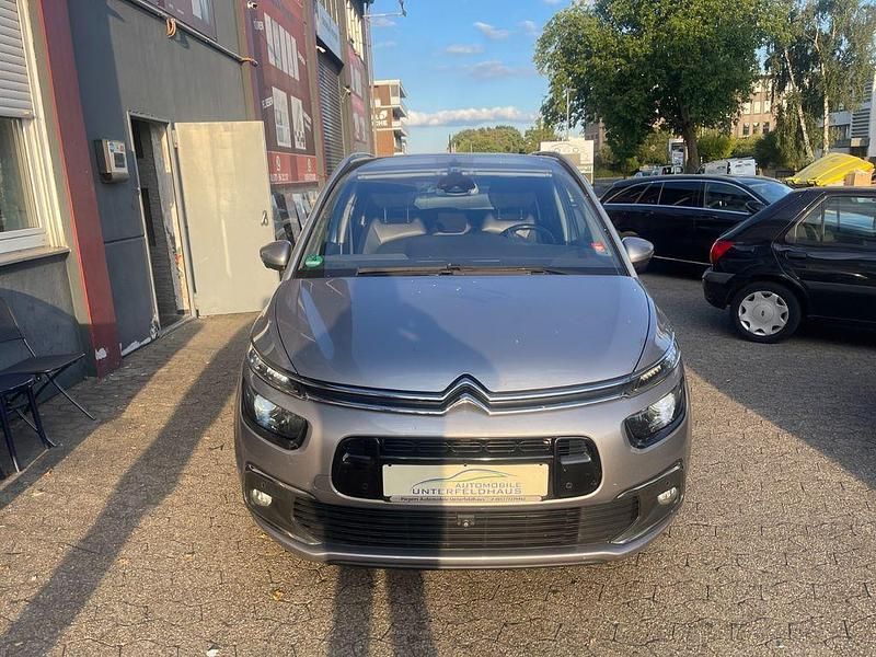 Grau Gebraucht 2018 Citroën C4 SpaceTourer Van / Kleinbus | 11.500 € (Fairer Preis) - Bild 1/4