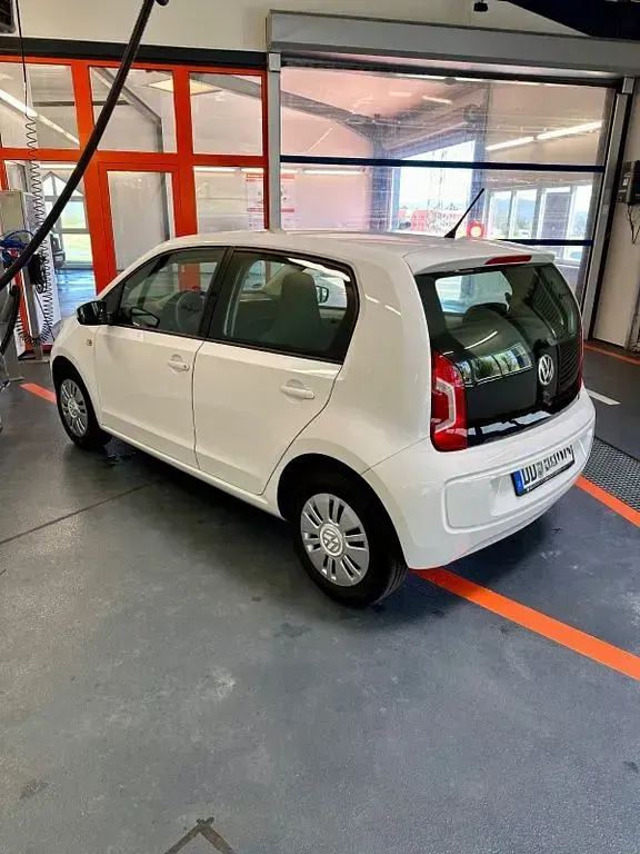 Usado VW up! move up! 60 CV (44 kW) 2015 Blanco Utilitario
